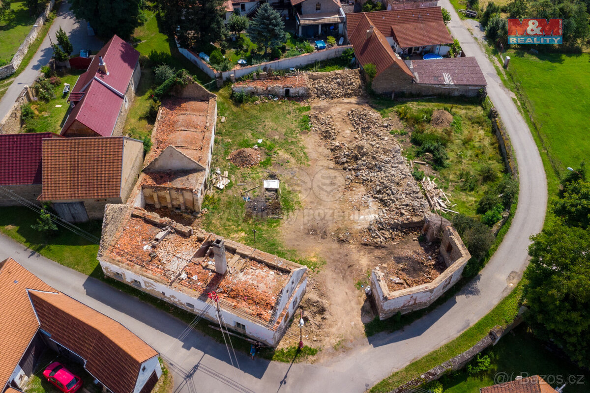 Prodej pozemku k bydlení, 744 m², Holušice u Sedlice