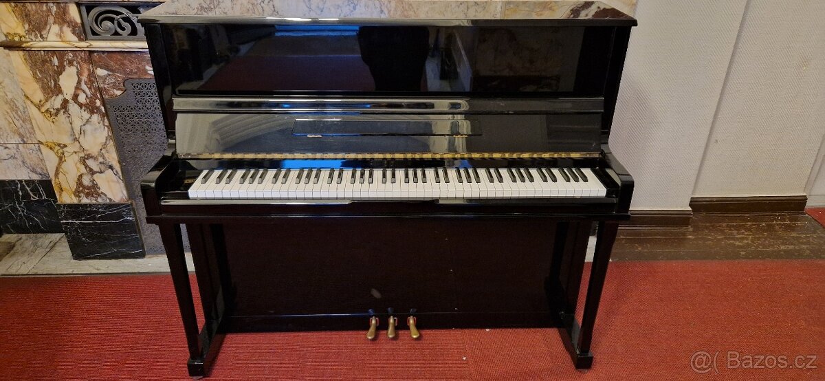 Černé piano Klug a Sperl 122- Bohemia  r. v. 1996