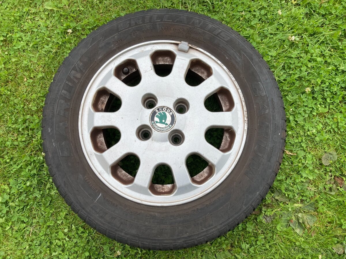 ALU Škoda s pneu Barum Brillantis 165/70/R13