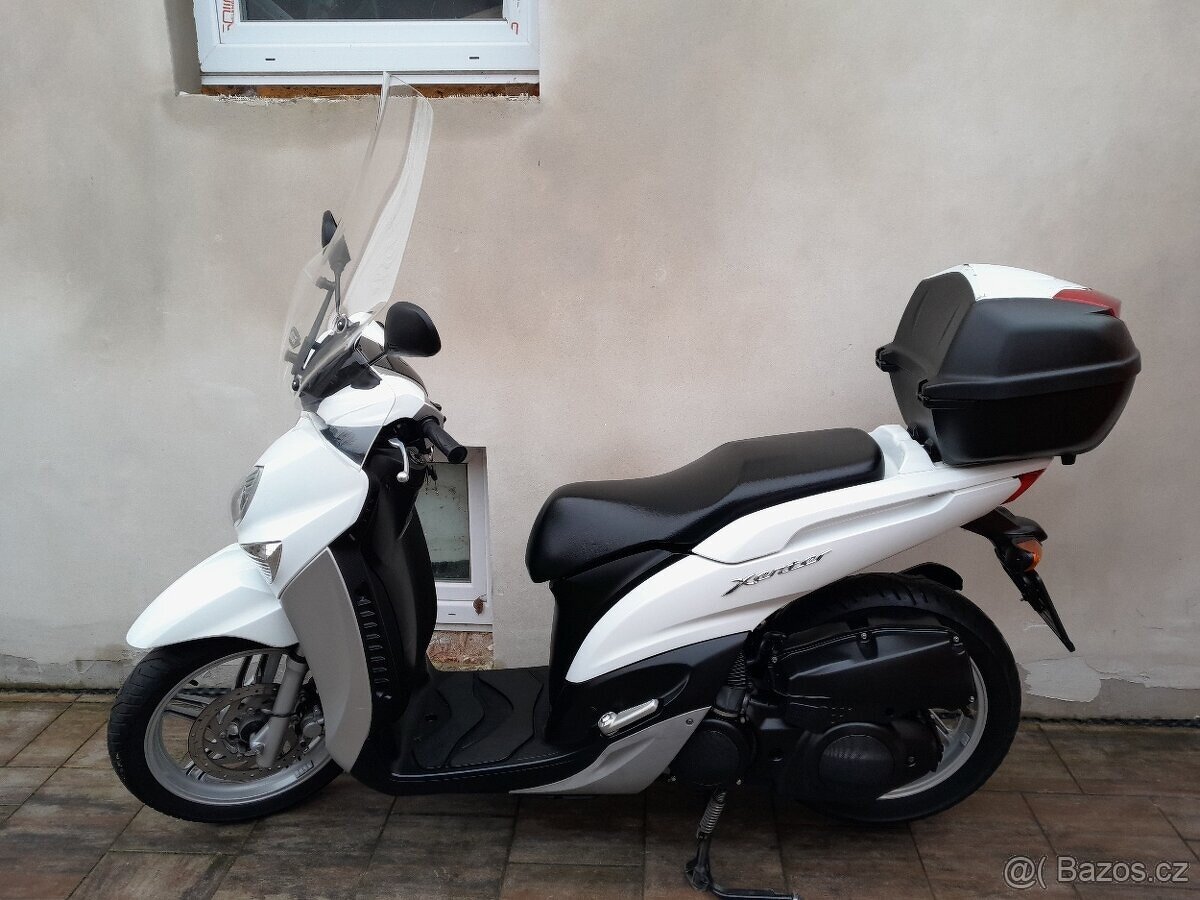 Yamaha Xenter 150, 2014, výborný stav