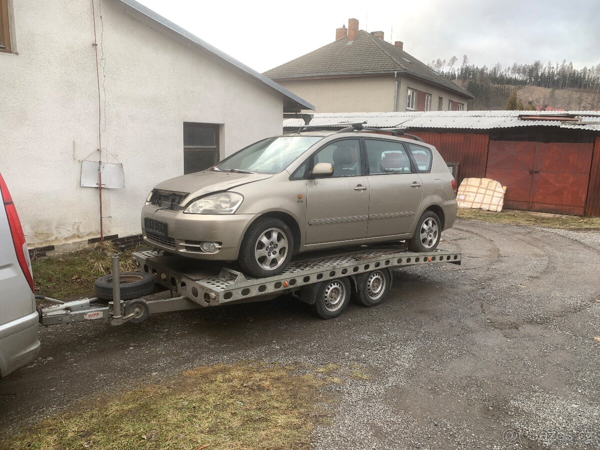 toyota avensis Verso 2.0-85Kw -2001--náhradní díly