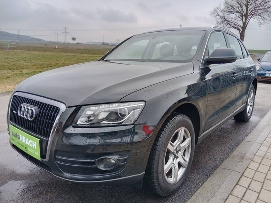 Audi Q5 3.2 FSi V6 QUATTRO MAX.VÝBAVA