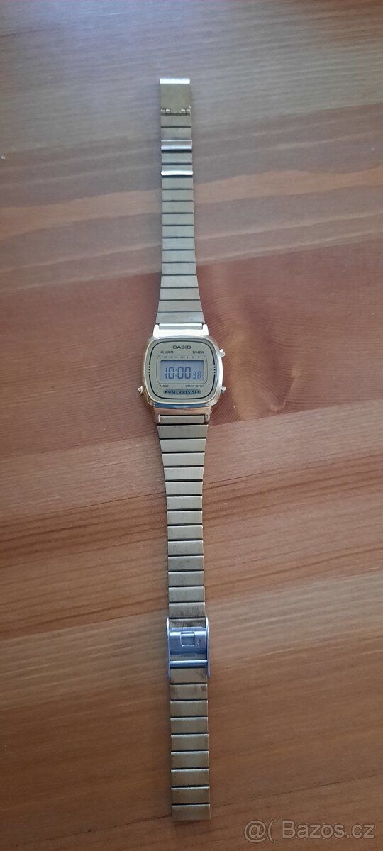 Dámské zlaté hodinky Casio