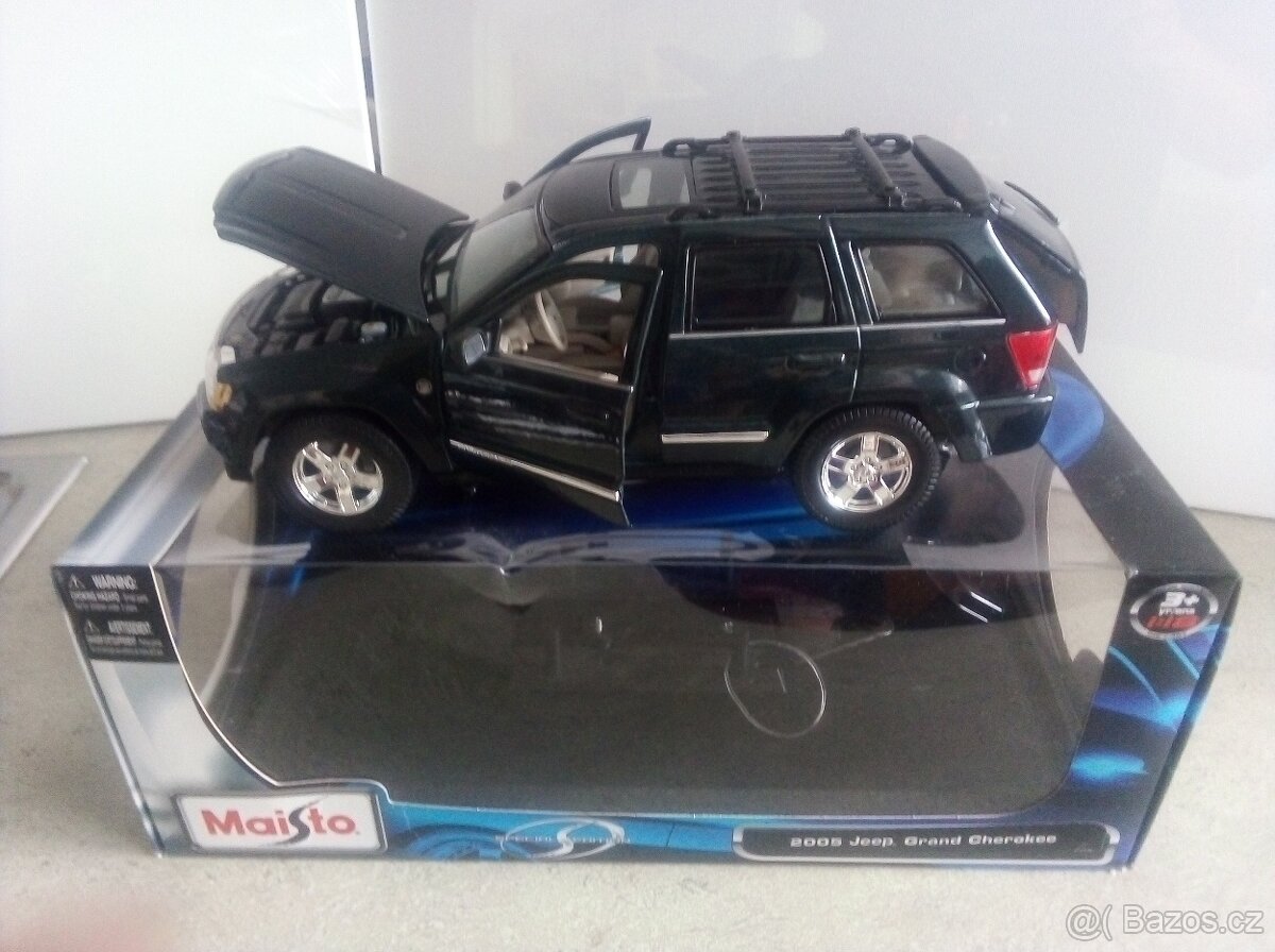 Model 1:18 Jeep Grand Cherokee 2005