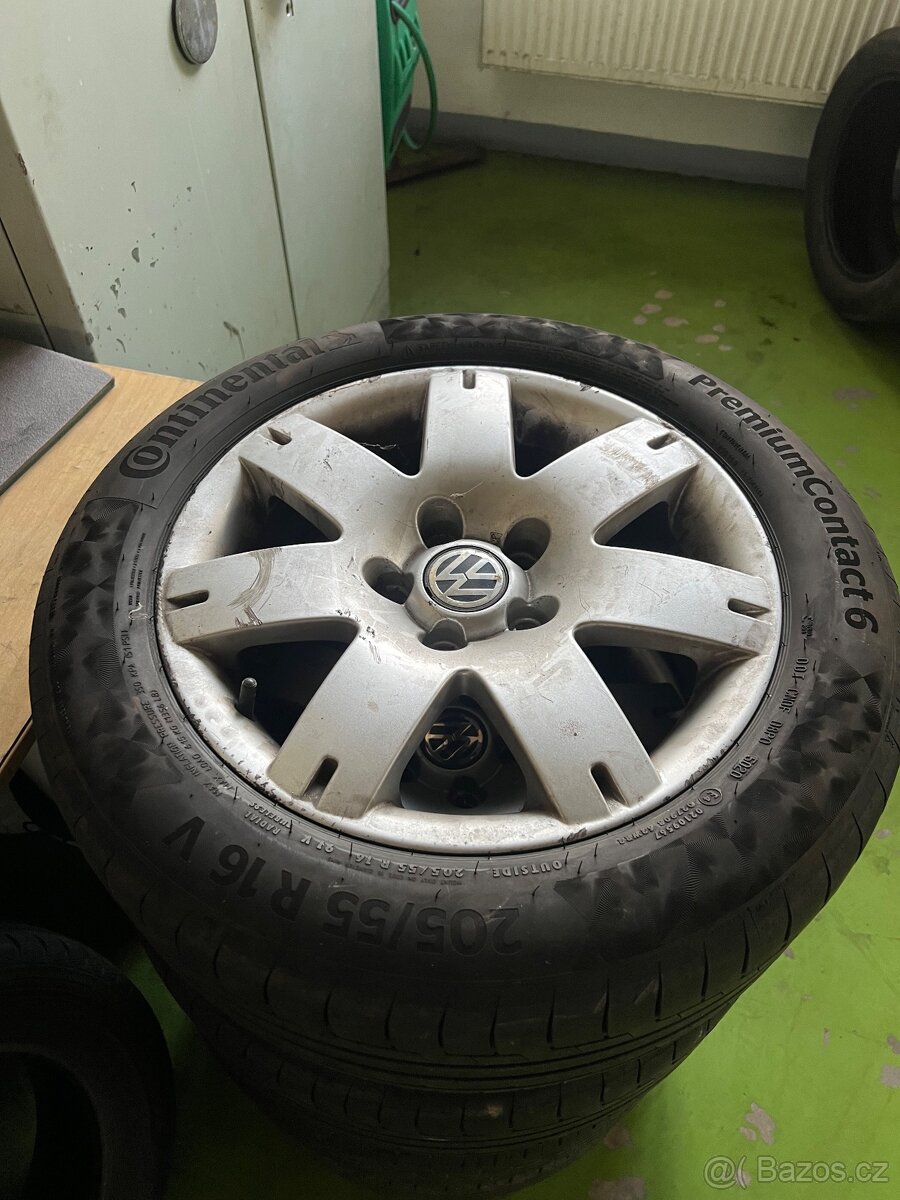 ALU VW Passat b5 Audi 5x112 pneu moc hezké