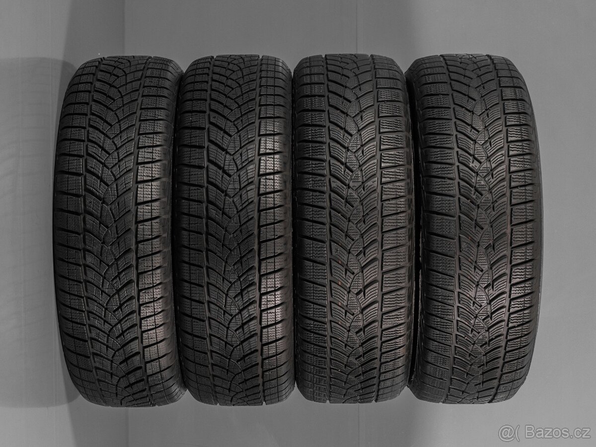 ZIMNÍ PNEUMATIKY R18 GOODYEAR SUV 225/60/18 104H (944T)