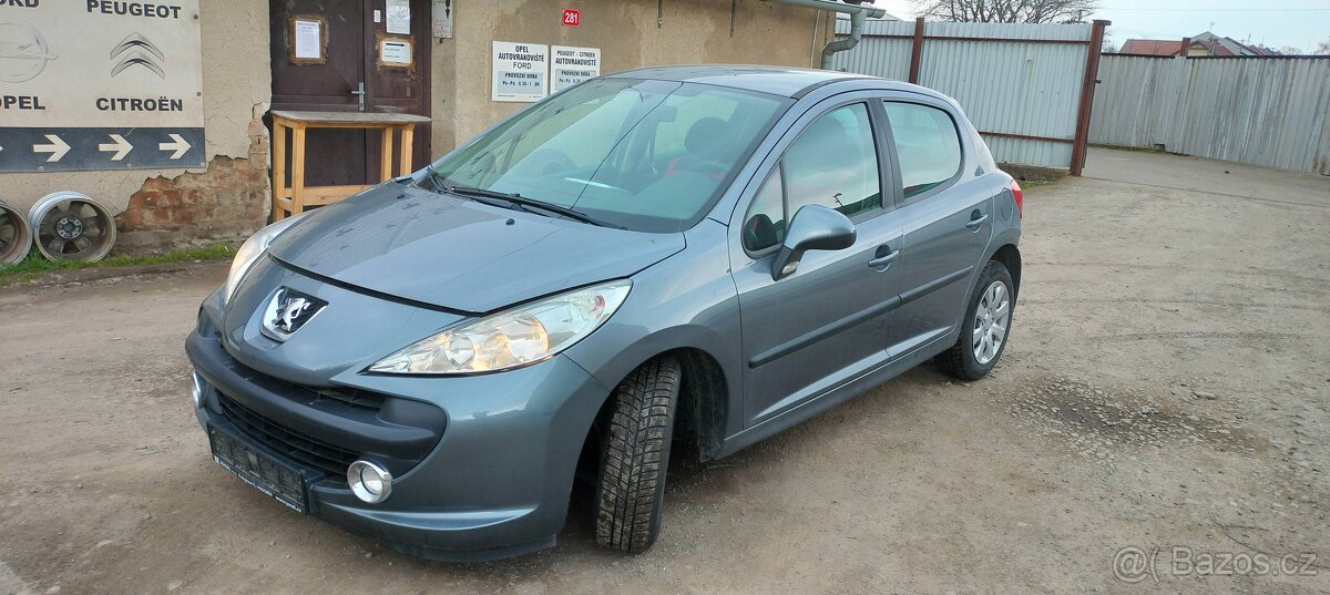 Peugeot 207, 1.4vti, 70kw, 8FS, barva KTH