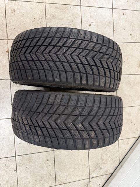 2Ks zimní pneu 225/40 R18 92V INFINITY ECOZEN XL