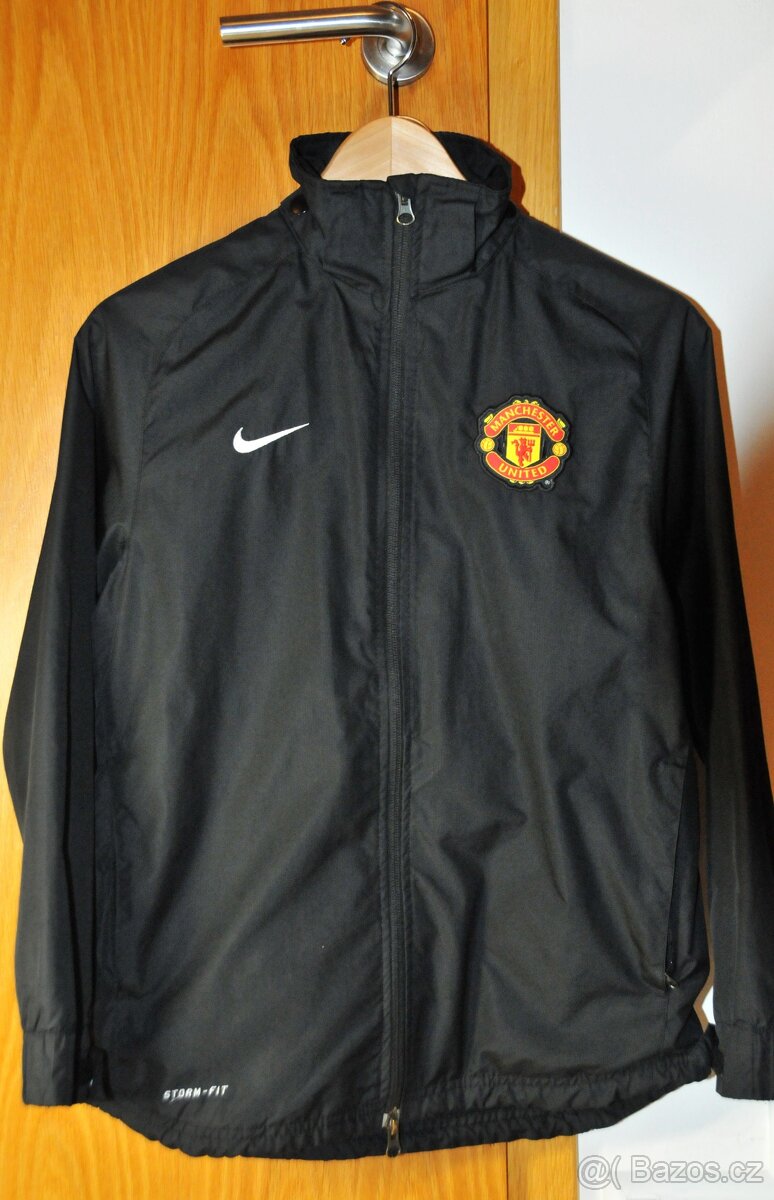 Sportovní bunda Nike(Manchester United) pro mladé sportovce