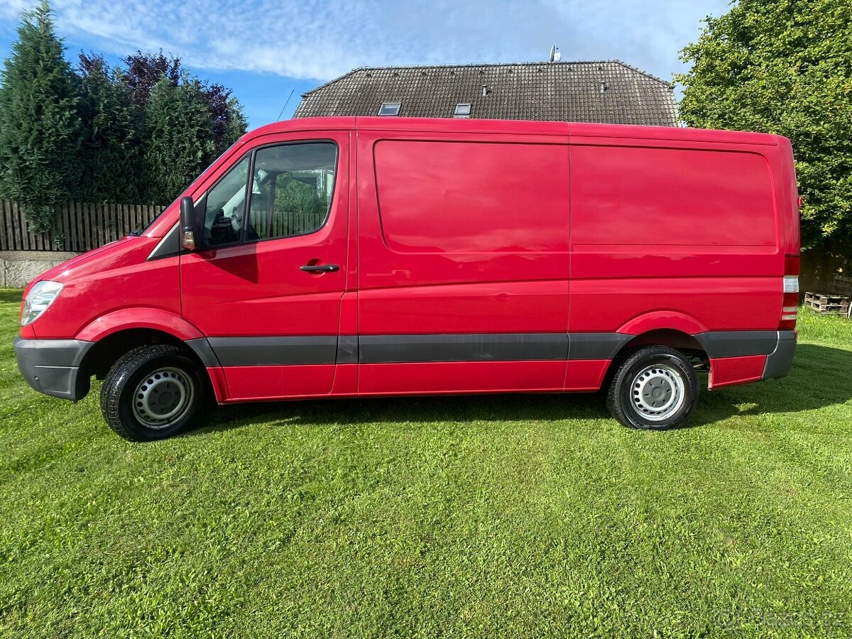 Maercedes Benz - SPRINTER 906