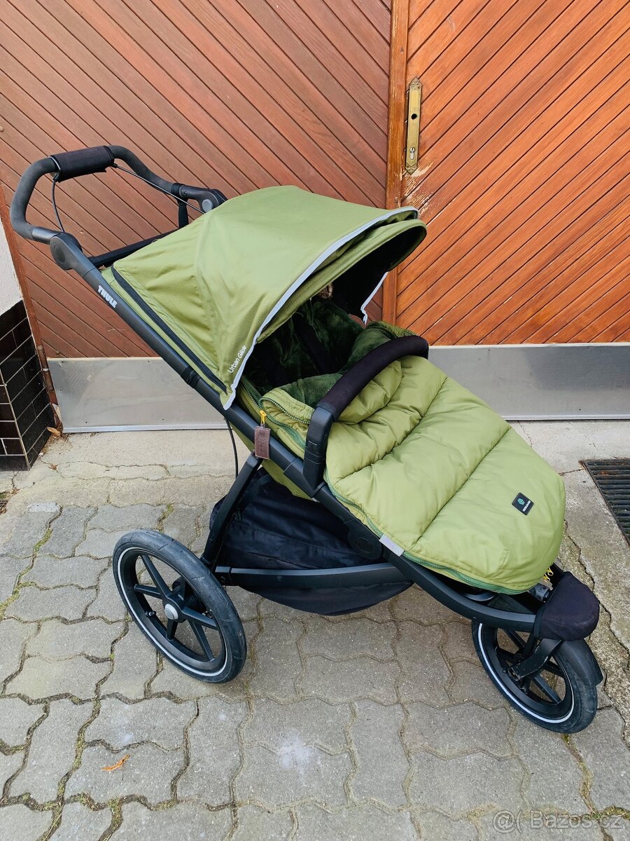 Thule Urban glide 2 a příslušenství Cypress green