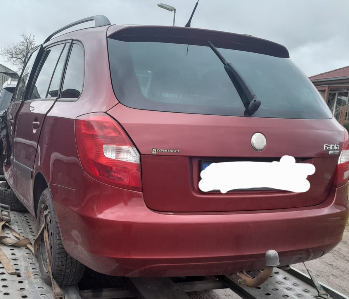 nd ze škoda fabia 2, 1.4. 63kW, vínová,modrá,šedá