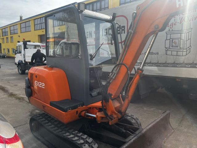 Hitachi EX 22