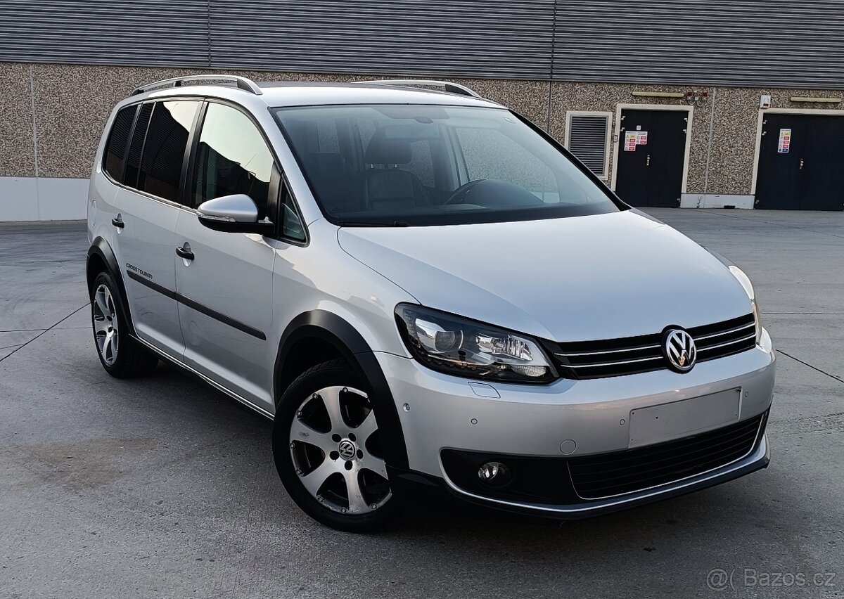 VW Touran CROSS 2.0 TDI Highline DSG