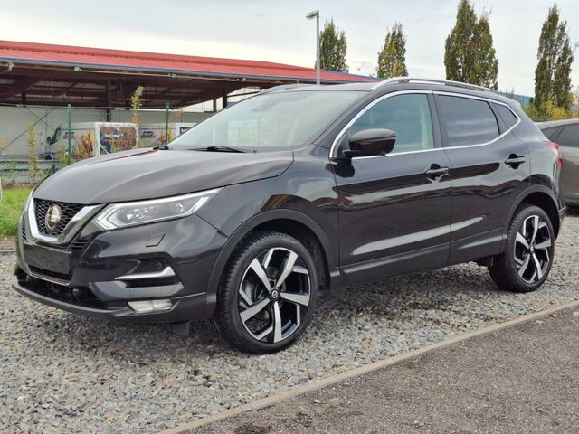 Nissan Qashqai Tekna+ 1.3T DIG Aut 117kW rok 03/2021