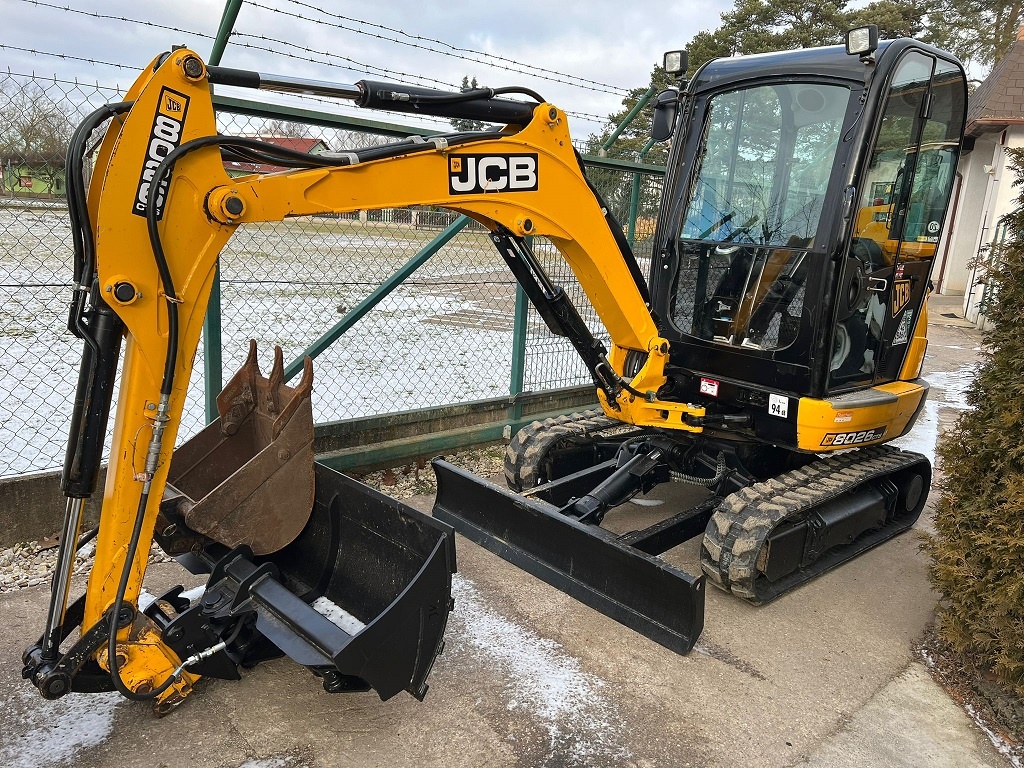 JCB 8026 2021, hydr.svahovka - TOP stav