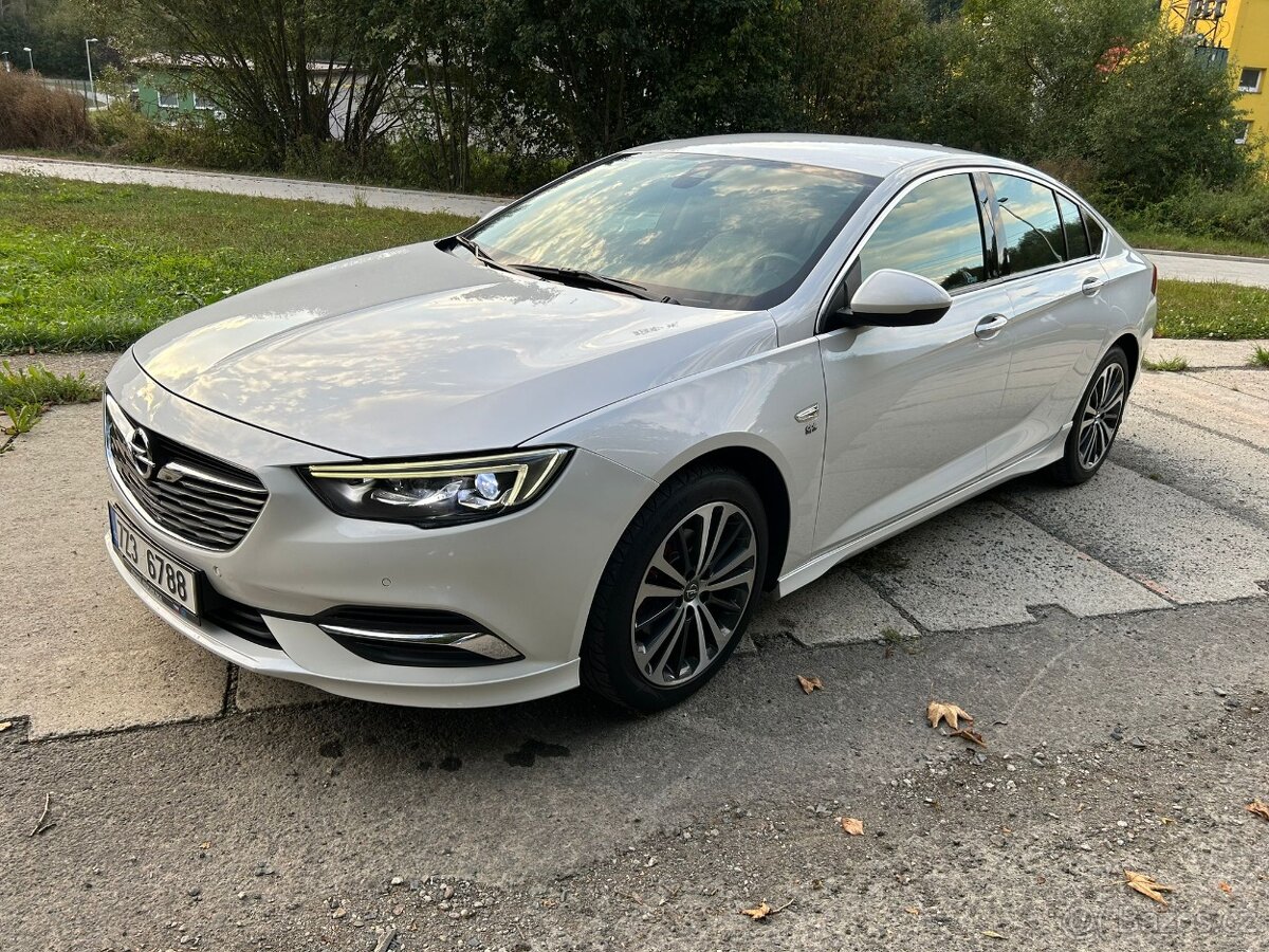 Opel Insignia B GS 1,5 turbo benzín OPC LINE