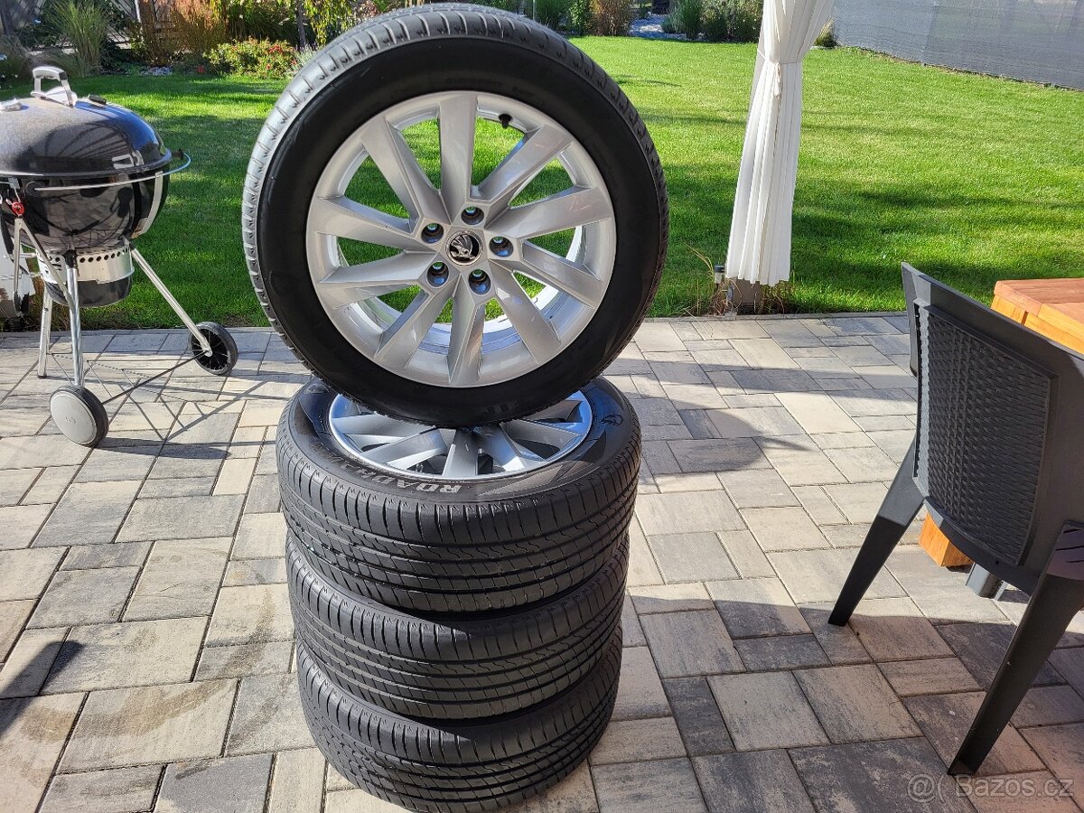 215/55R17 zanovni letni kola s pneu Superb 3