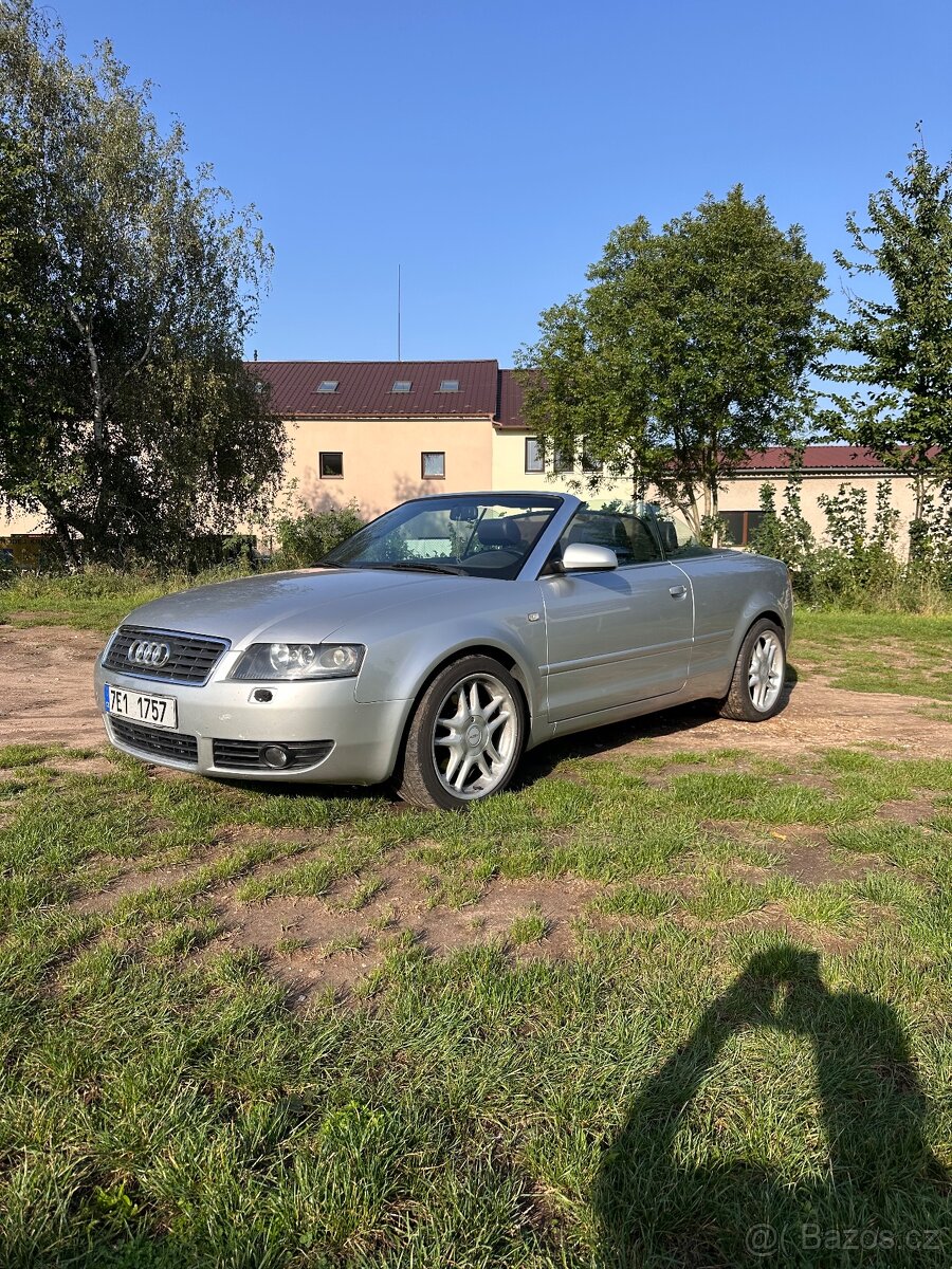 Audi A4 cabrio 3.0 V6 220hp automat