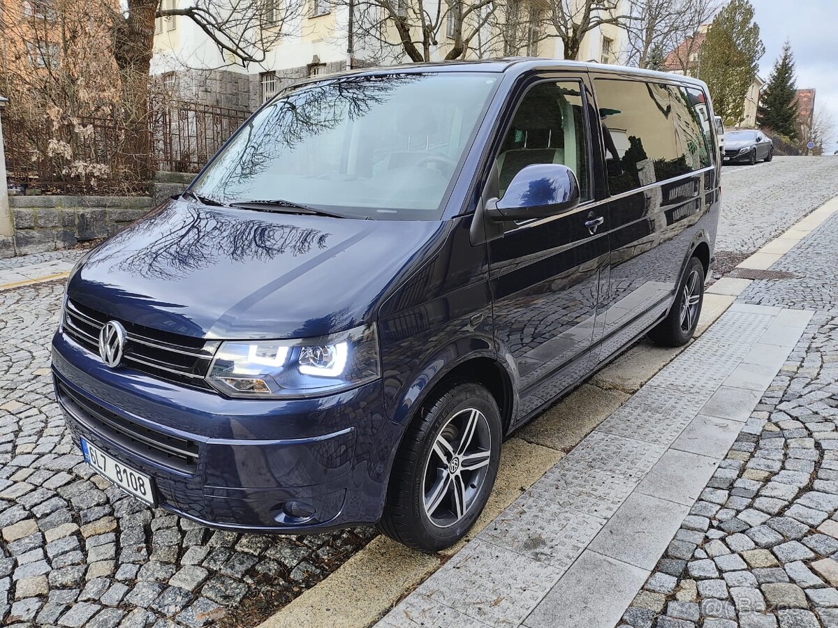 VW Caravelle 2.0 tdi Ser.  kniha Webasto Navi