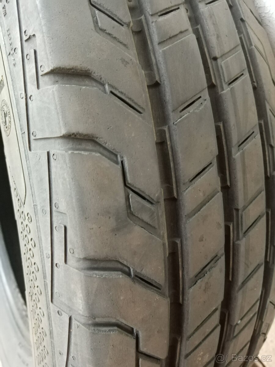 Zimní pneu 195/75 R16C