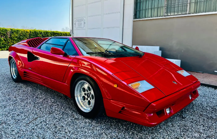 Lamborghini Countach