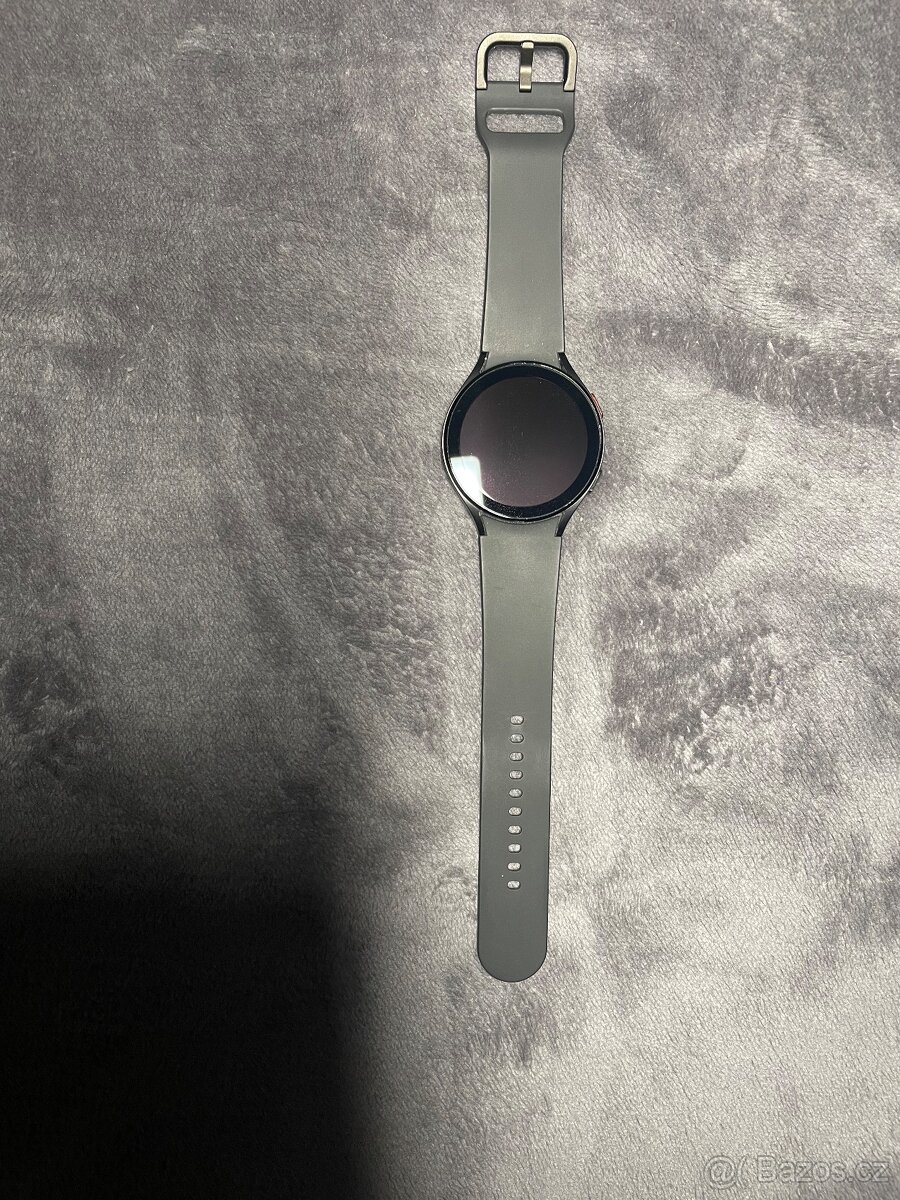 Prodám Samsung Galaxy Watch 4 44mm černé