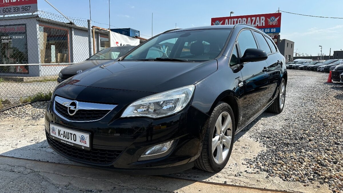 Opel Astra 1.4T 88kW ALU,Tempomat,1Maj