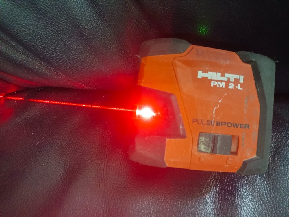 Liniový laser Hilti PM 2-L