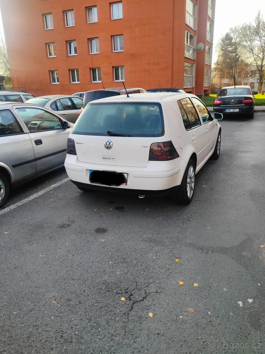 Golf IV