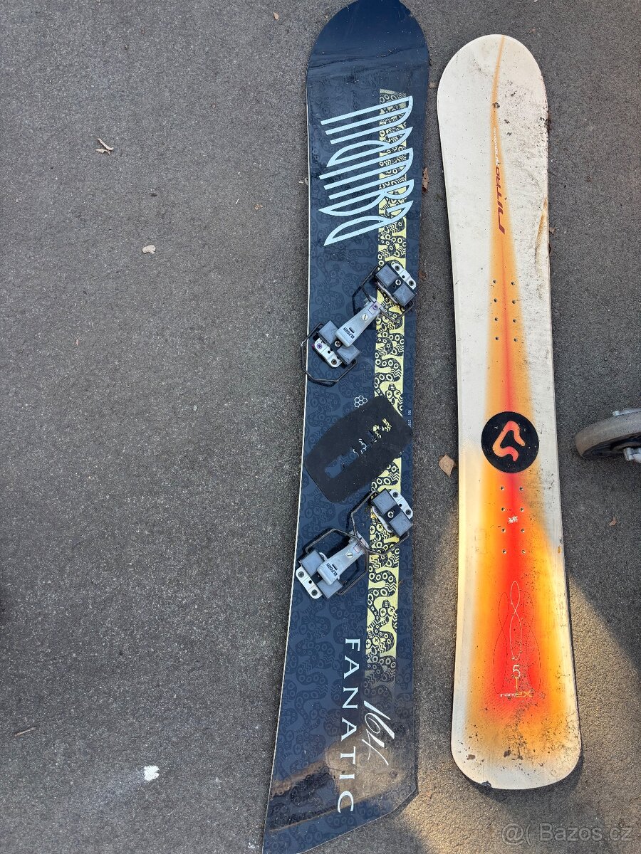 Daruji za odvoz 2x snowboard