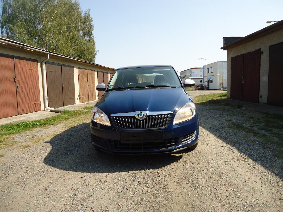 Škoda Fabia 1,2 ,2012 FACELIFT 75000 KM SERVISKA