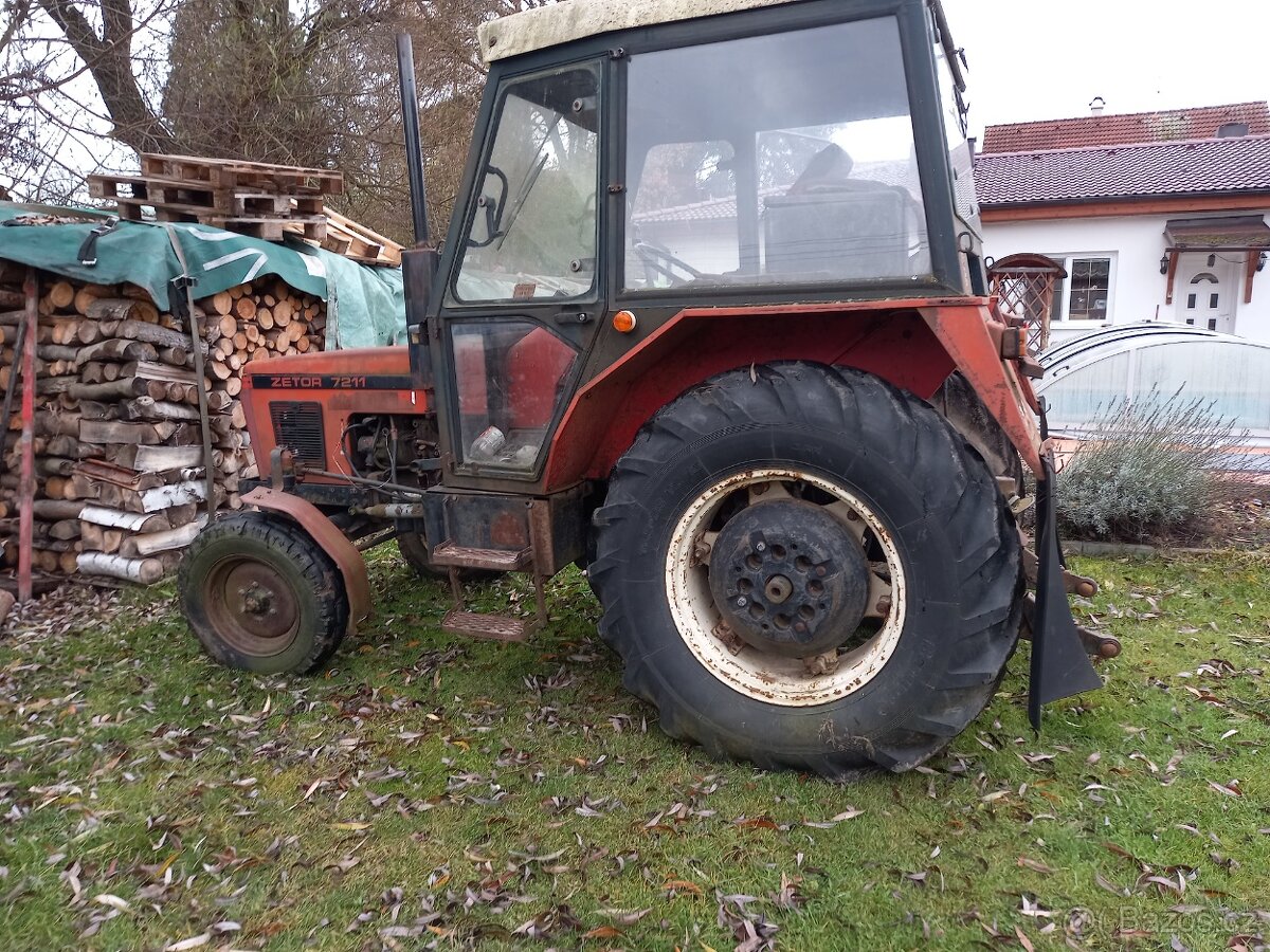 Zetor 6911