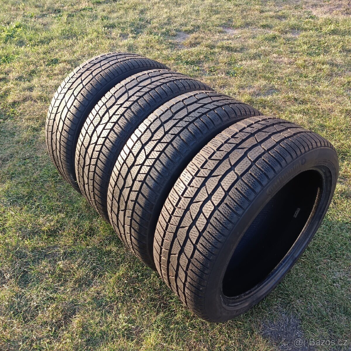 zimní pneu CONTINENTAL 235/45 R19