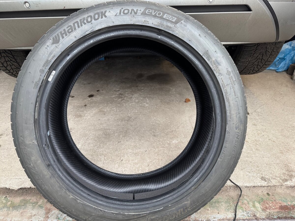 Hankook ion evo SUV 255/45 r20", letní, Ioniq 5, atd..