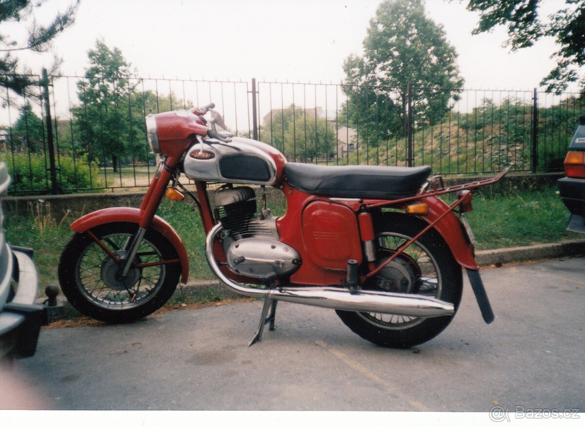 Jawa 250/592 panelka