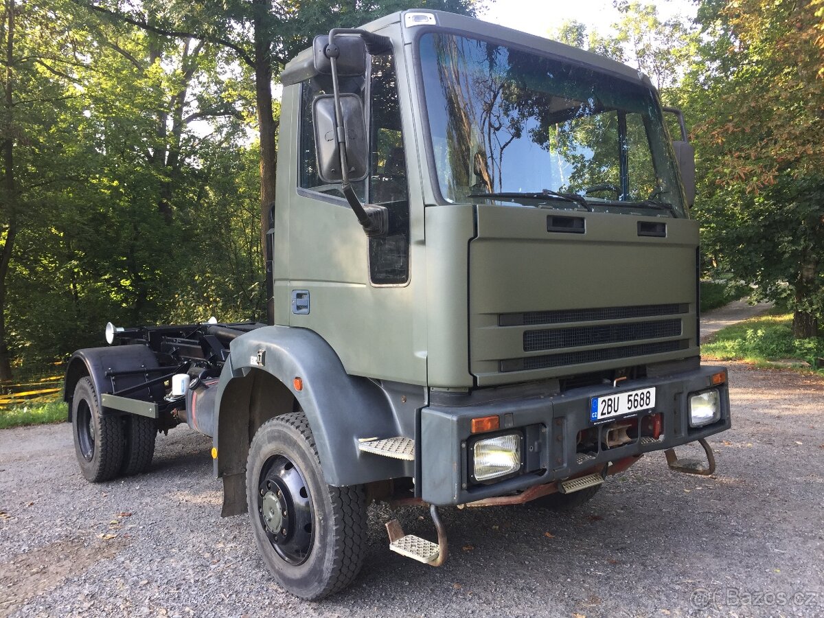 IVECO 4x4 kontejner