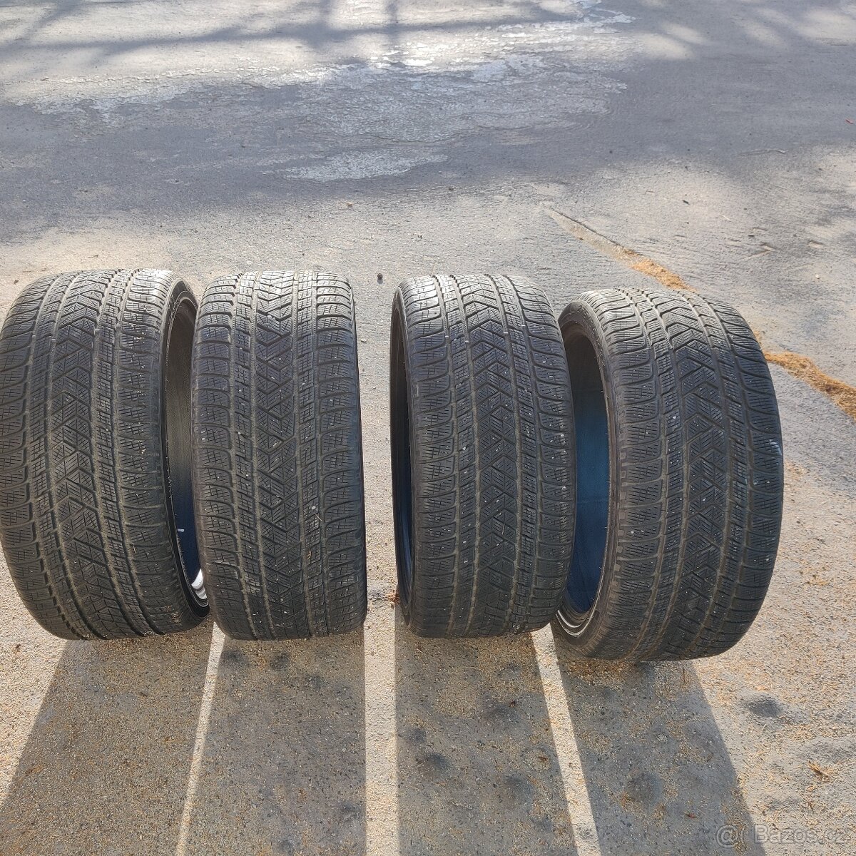 275/35/22 Pirelli