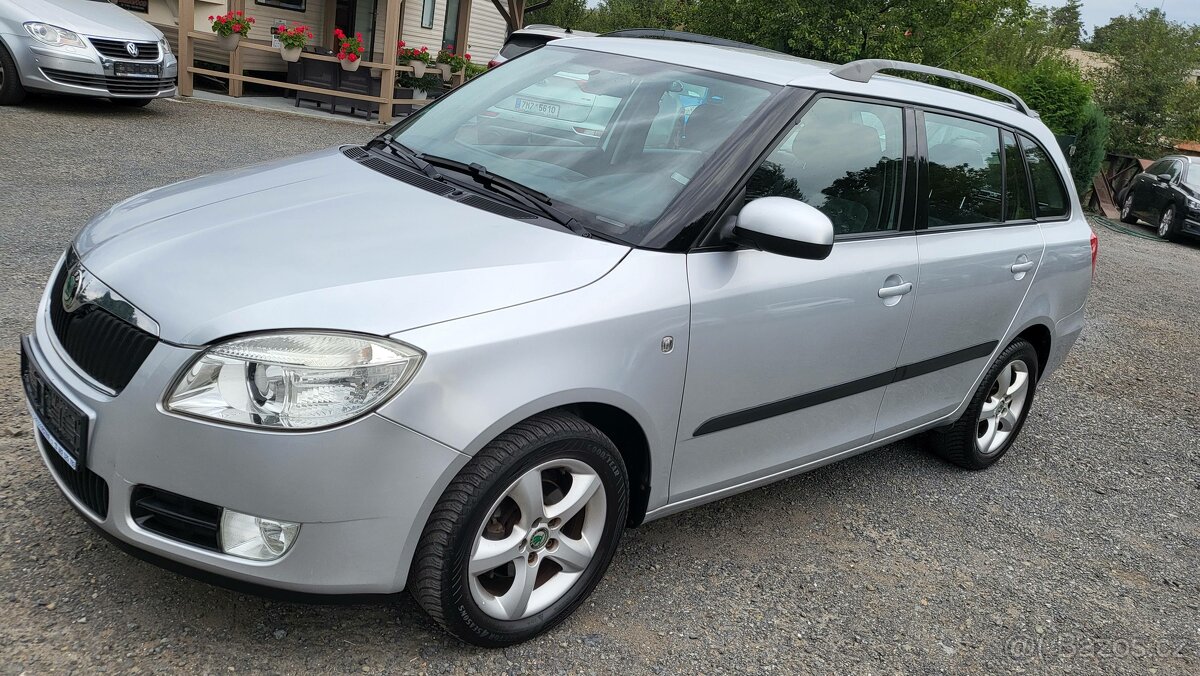 ŠKODA FABIA KOMBI 1.4 16V AMBIENTE