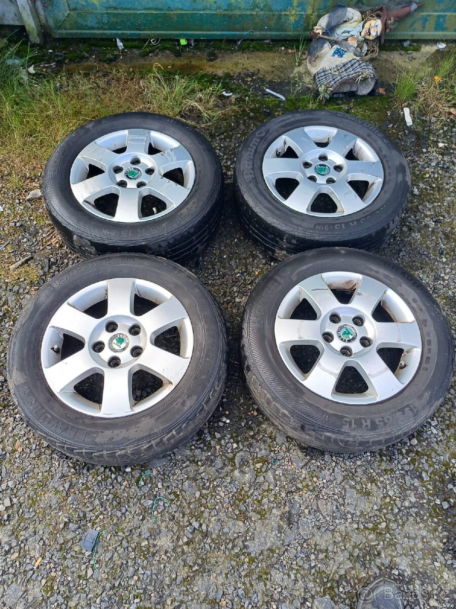 ALU kola škoda včetně pneu 195/65 R15