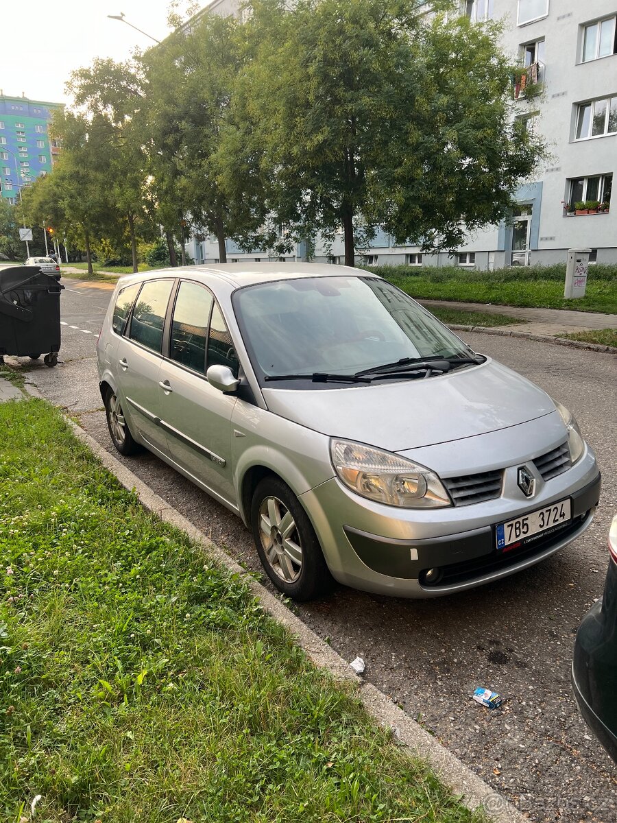 Renault scenic