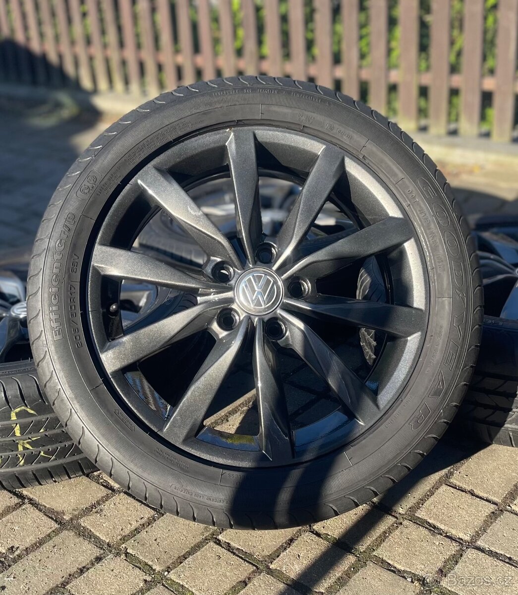 ORIGINÁL Alu Volkswagen Dijon R17, 5x112- TOP STAV