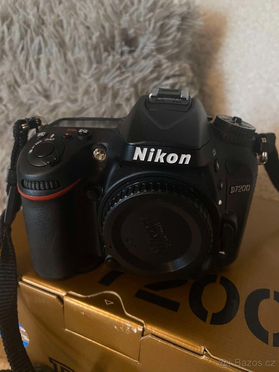 Nikon D7200