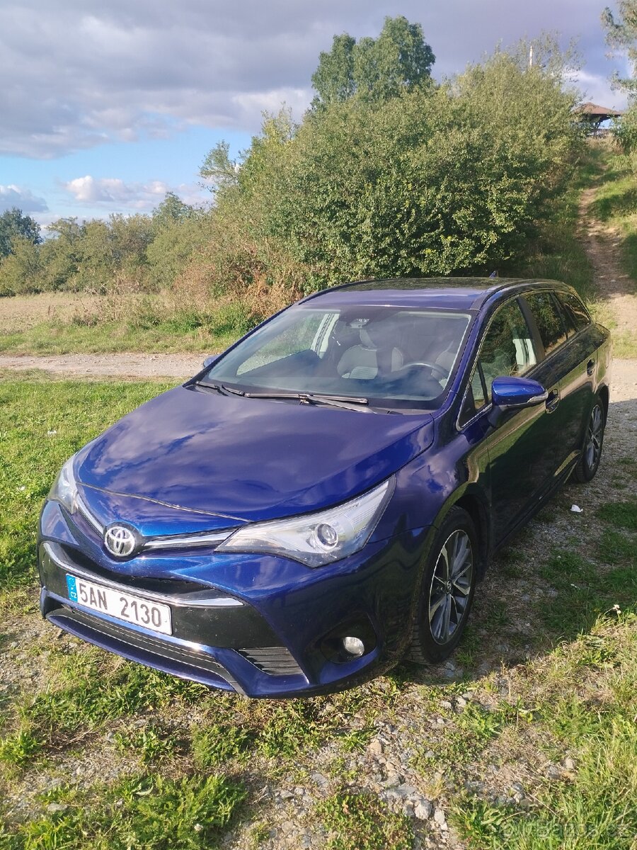 Toyota Avensis 2.0 D4D 2015