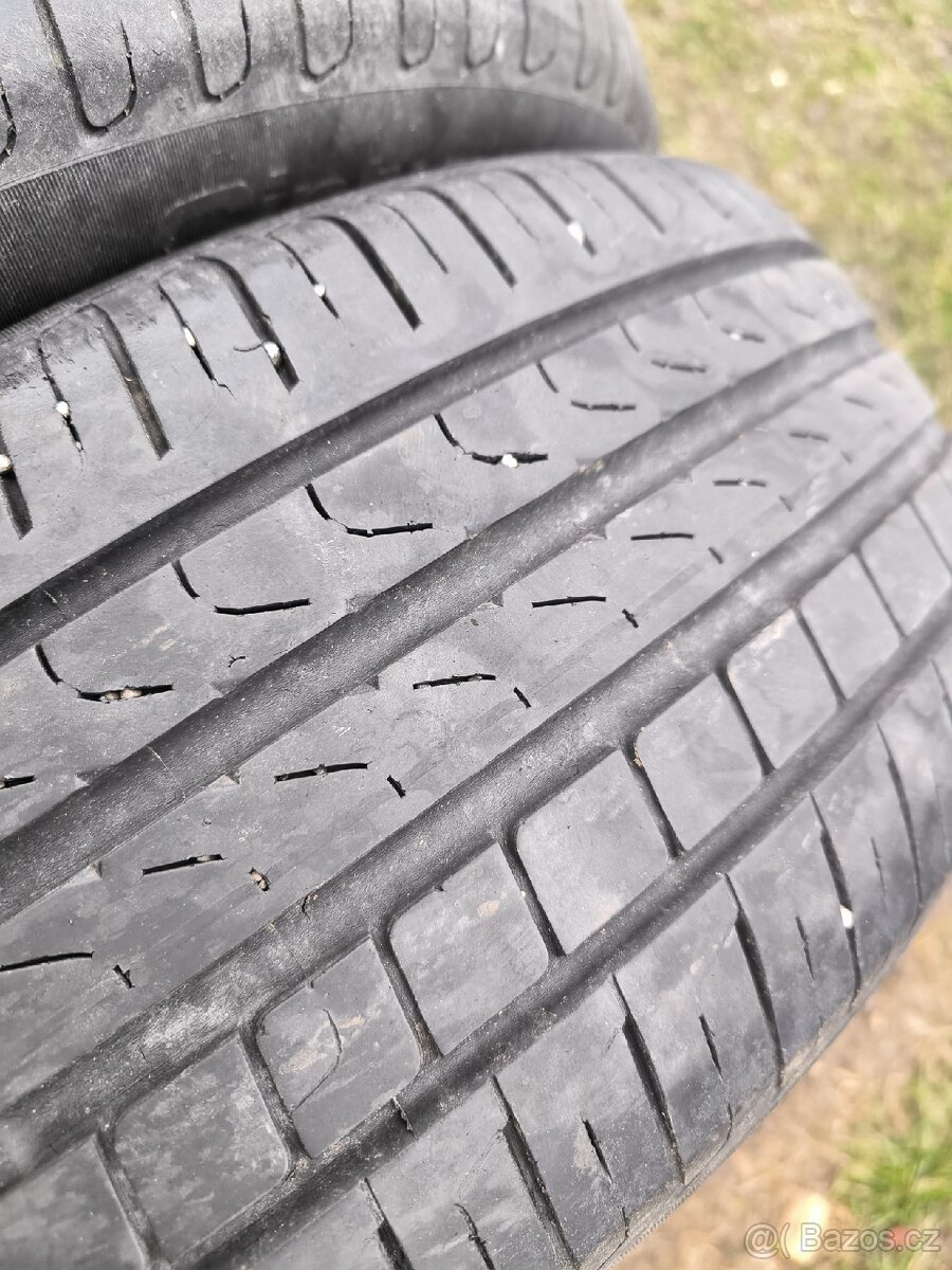 Pirelli P7 215/55/17