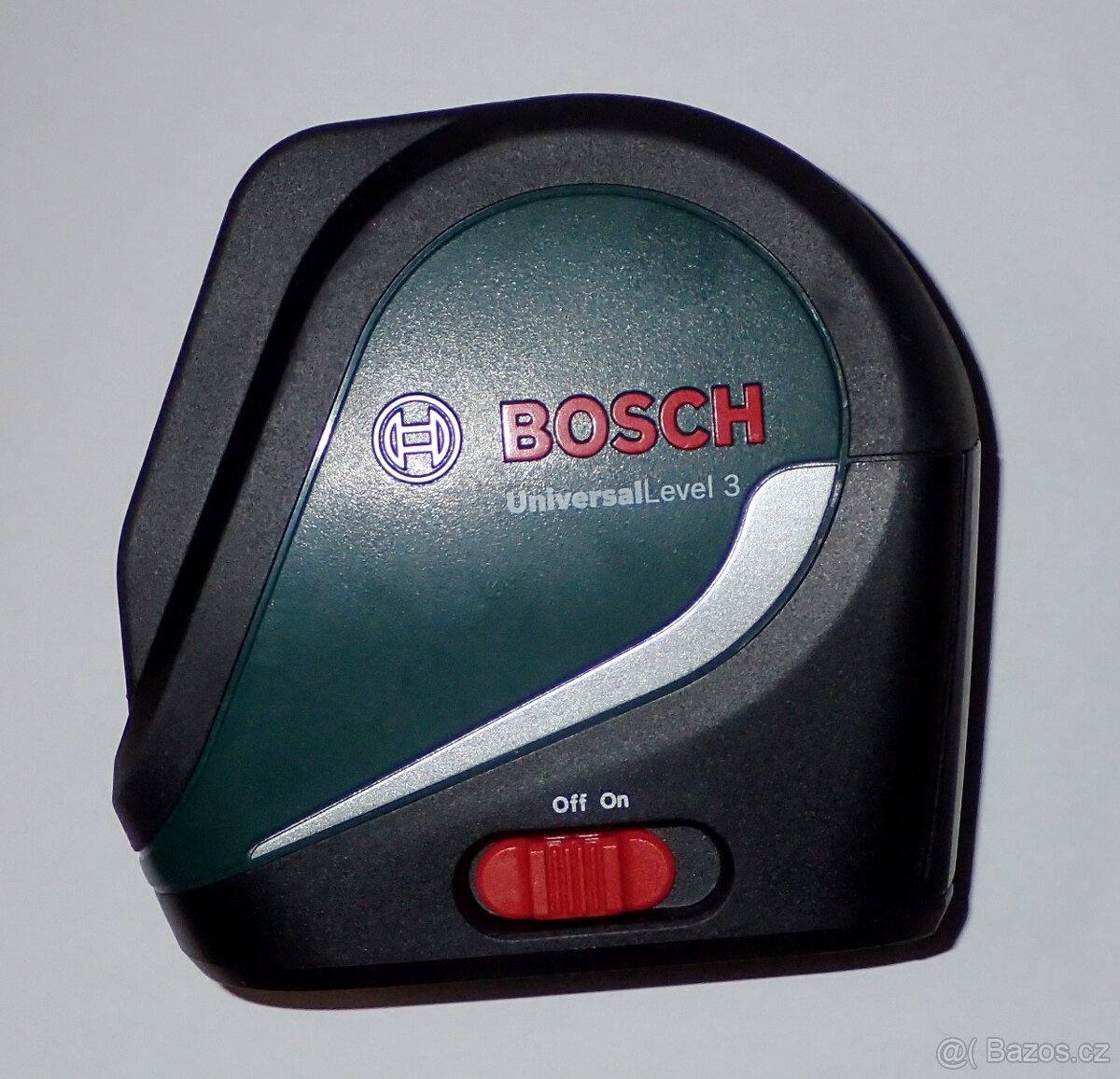 BOSCH UniversalLevel 2 křížový laser s funkcí olovnice NOVÝ