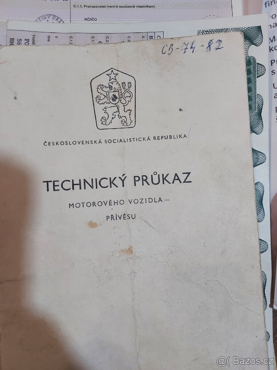 Prodám nepoužitelný zbytek traktoru zetor 25k,25a