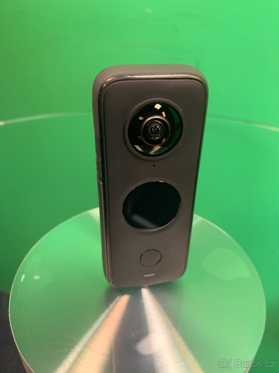 Insta360 ONE X2 - 5,7K, 360 akční kamera