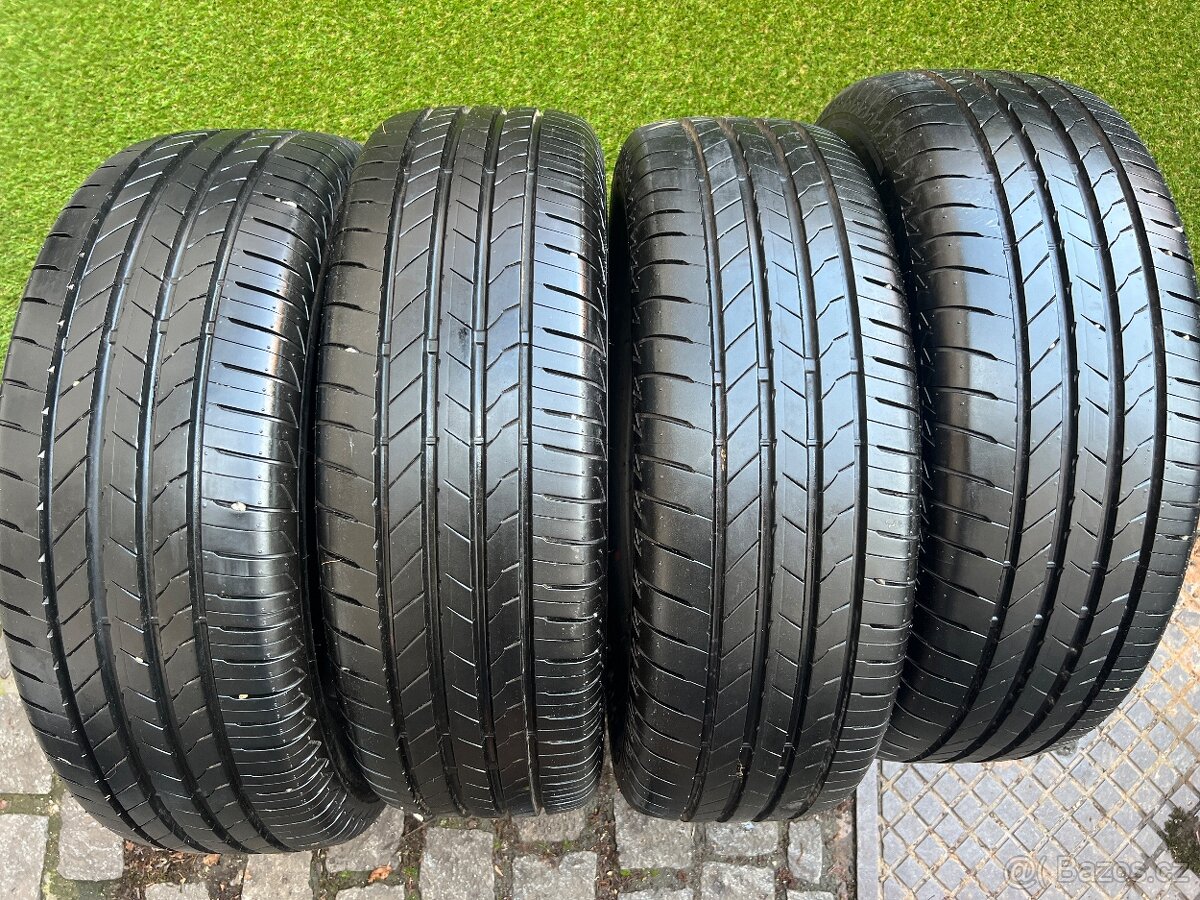 225 65 17 R17 zánovní letní pneumatiky Bridgestone