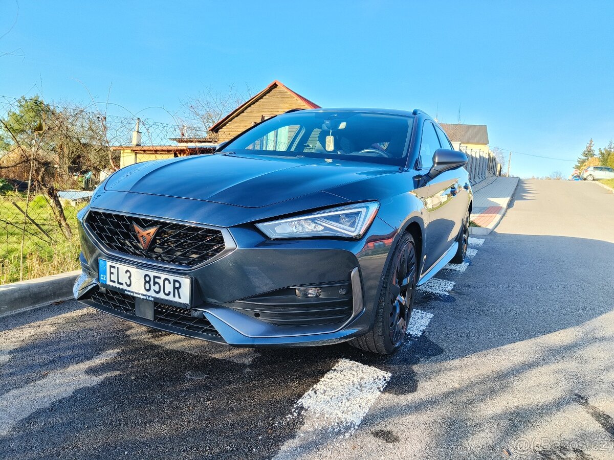 Cupra Leon VZ TSi 180kw e-hybrid/tažné/kamera/DCC/LED